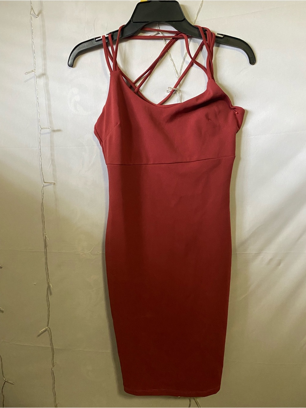 Jessica Strappy Midi Dress in Wine Red